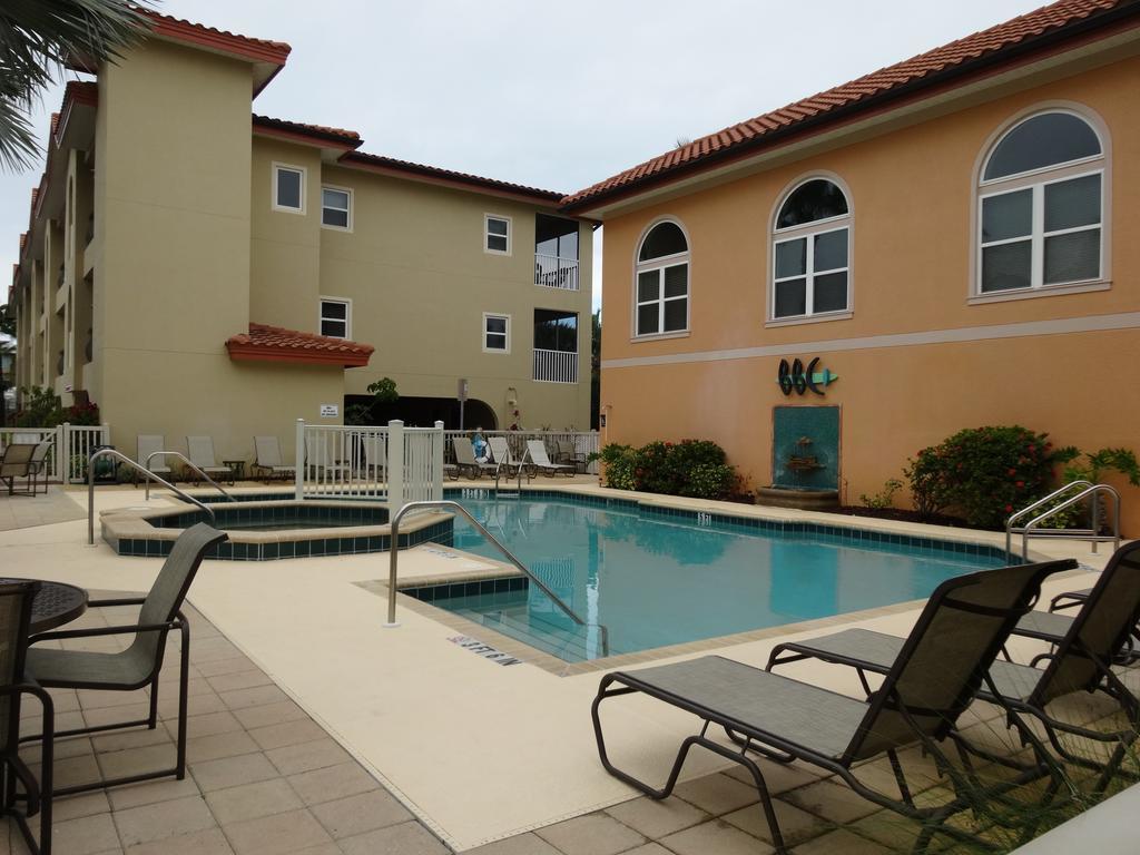 Queens Gate Resort Bradenton Beach Εξωτερικό φωτογραφία